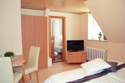 Doppelzimmer mit Bad Doppelzimmer mit Bad